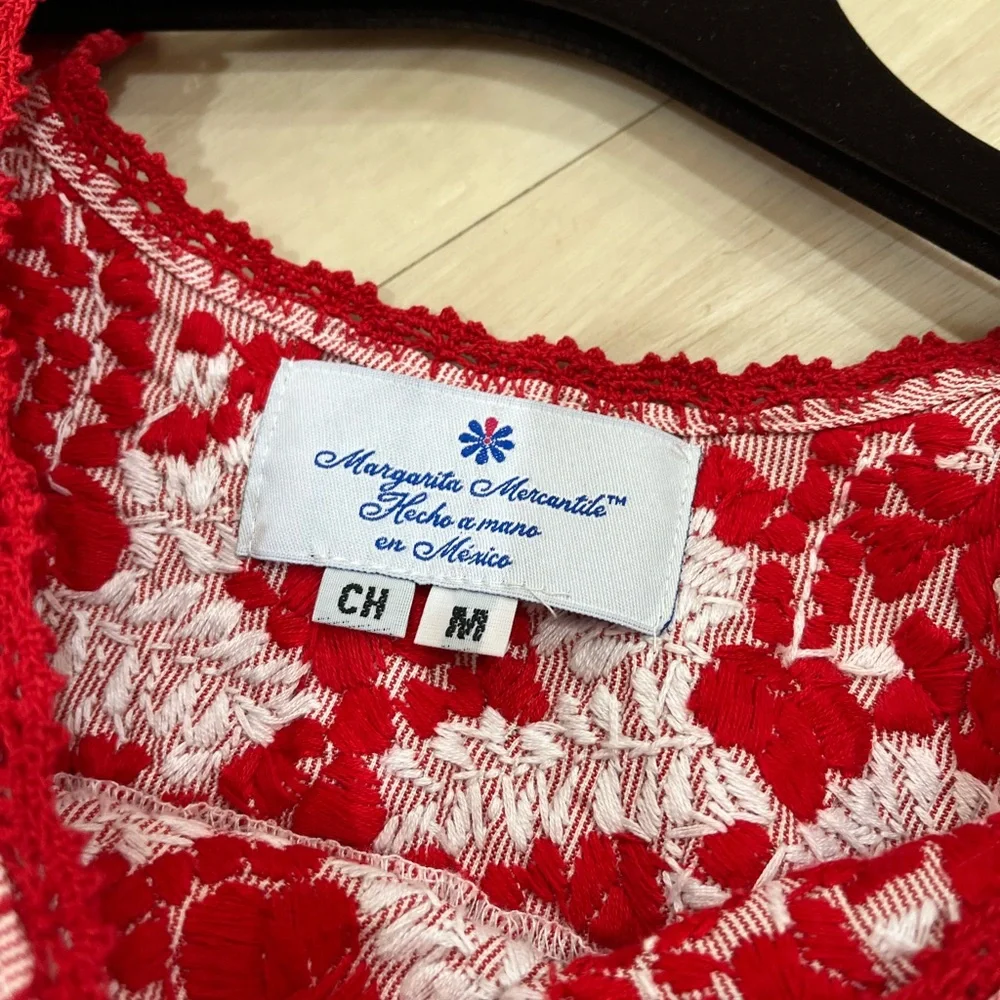 Chic Ruffled Mini Dress with Embroidery - Picture 3 of 4